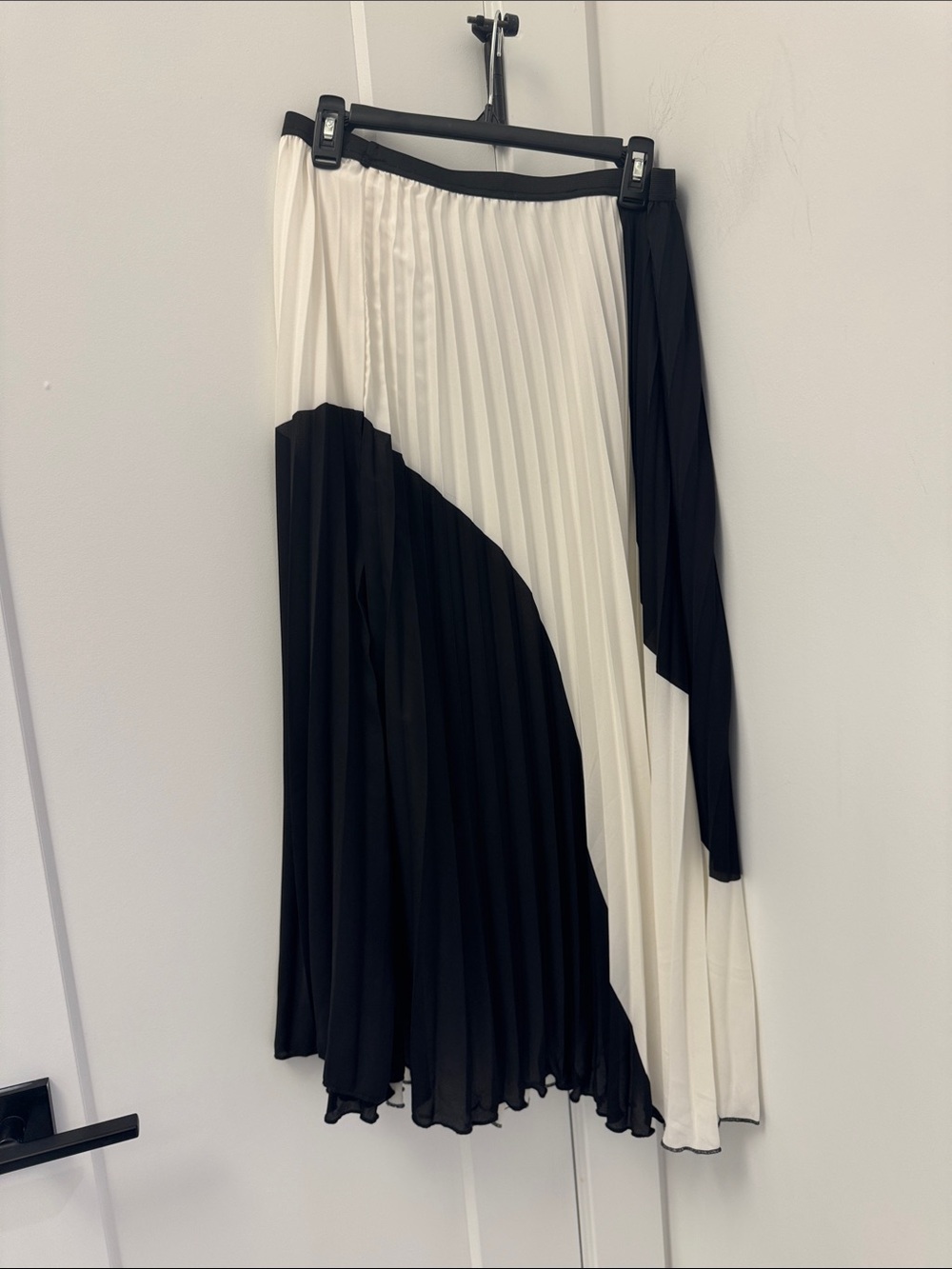 Pleated Black & White Colorblock Midi Skirt
